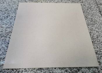 Konglomerat kwarcowy BEIGE ARENA 60x60x1,2 poler