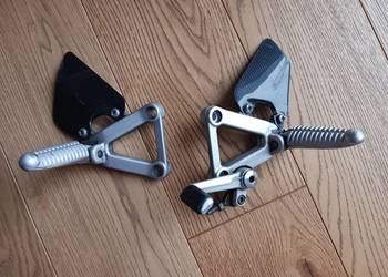 Ducati 748 916 996 998 Set RH prawy przód 82410161A Podnóżek RH 46410061A