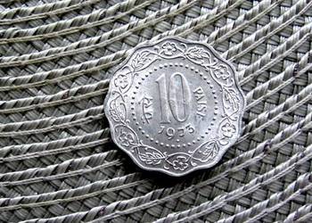Indie 10 Paise 1973r-Ładna