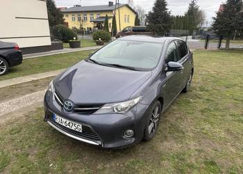 Toyota Auris 1.8 hybryda 2015r