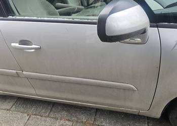 Drzwi prawy przód do citroena c4 picasso 2008