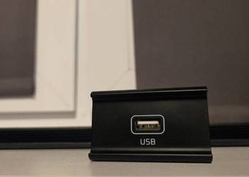 GNIAZDO ŁADOWANIA USB KPL 12V KIA SPORTAGE IV 15-