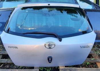 klapa bagażnika Toyota Yaris II " srebrna " kompletna 05-11r