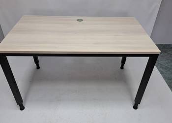 Biurko proste Balma 140x80 orzech rockford czarna rama - duża ilość