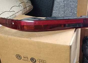 AUDI Q7 4M LAMPA W ZDERZAK TYŁ LEWA 4M0945095 ORYG