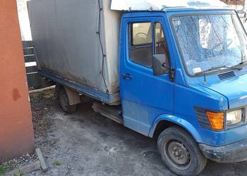 Sprzedam mercedesa kaczke 207D