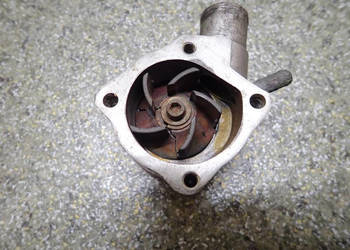 POMPA WODY WAŁEK WIRNIK USZKODZONY KTM LC4 620 94-98R
