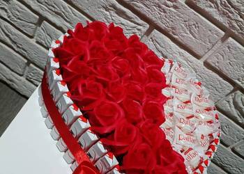 Serce Kinder Słodki box dla niej Tort ze słodyczy na każdą okazję