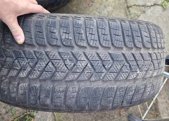 Opona Pirelli SottoZero serię 3 zimowa 225/40R18