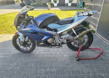 Aprilia rs 125 na tor