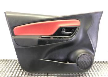 BOCZEK DRZWI LEWY PRZÓD TOYOTA YARIS III Hatchback TAPICERKA