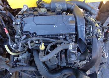 TRAFIC VIVARO PRIMASTAR 2.0 DCI 14r sprezarka klimatyzacji 8200454172