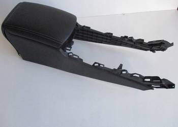 TUNEL ŚRODKOWY PODŁOKIETNIK LAMPKA INFINITI Q50