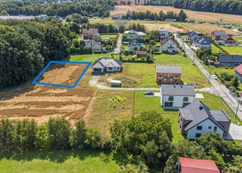 KOMOROWICE ŚLĄSKIE – DZIAŁKA BUDOWLANA