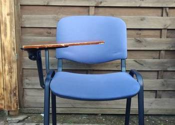 Krzesło ISO Nowy Styl z pulpitem stolikiem Dostępne 27 sztuk PROMOCJA