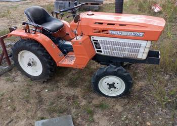 Mini traktorek Kubota b1200 4x4 stan bdb nowy podnośnik
