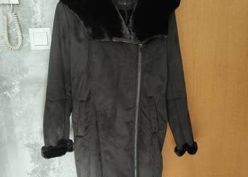 Płaszcz welurowy MOHITO r. 38