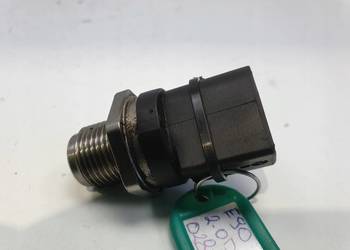 BMW E87 E90 E91 2.0 D CZUJNIK PALIWA zawór 0281002988