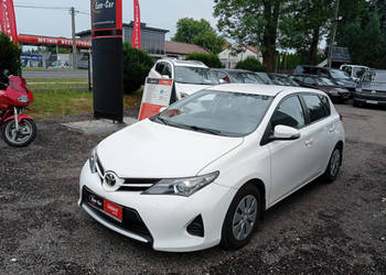 Toyota Auris II (2012-)