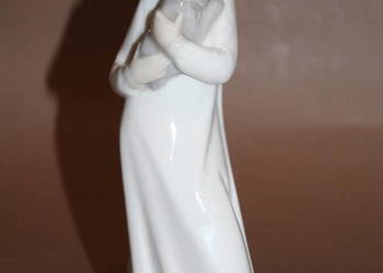 Figurka dziewczynka ze szczeniakiem Zaphir n 307 FiaF Figurka dziewczynka ze szczeniakiem Zaphir n 307 FiaF