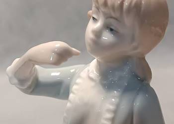Kolekcjonerska porcelanowa figurka Dziewczynka z Lalką