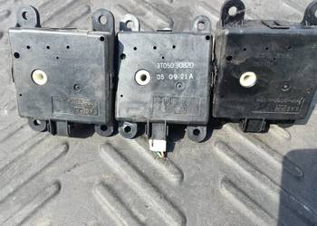 Silniczek nawiewu nissan primera P12