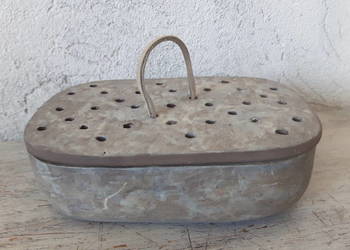 Naczynie ceramiczne ręcznie wykonane. Naczynie ceramiczne ręcznie wykonane.