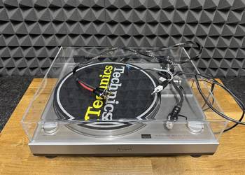 Gramofon Sansui P-50
