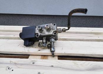 Blok zaworowy osprzętu Cat TH 330B Blok zaworowy osprzętu Cat TH 330B