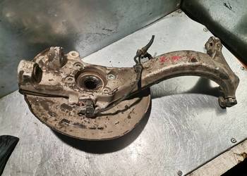 AUDI A6 C5 2.5 TDI ZWROTNICA PIASTA LEWY PRZÓD