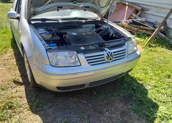 Vw bora 2000r 1.6 benzyna na częśći