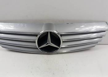 MERCEDES CLK W209 ATRAPA GRILL C744
