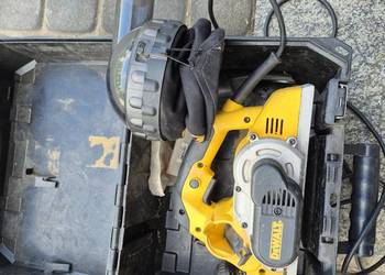 Sprzedam strug elektrycznym dewalt
