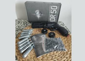 Rewolwer HDR 50 (kal. .50) – zestaw + akcesoria