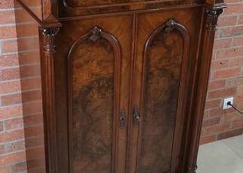 Ekskluzywna bieliźniarka Ludwik Filip antyk