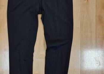 Spodnie sportowe legginsy Cambio 42 czarne jak nowe wąskie nogawki z zamkam