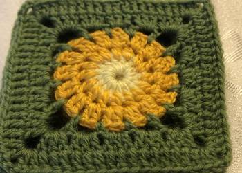 kwadraty "babuni" Granny Square, na szydełku,poduszki, narzuty, NOWE, 9 szt