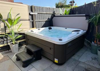 Jacuzzi Reims PlatinumSpas 5osobowe Leżanka 230V Ozone NOWOŚĆ!