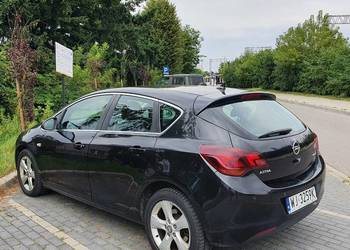 Sprzedam Opel Astra J 1.7 CDTI