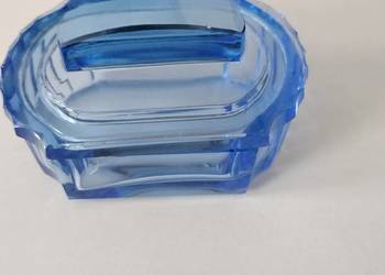 Szklane puzderko, bombonierka,przybornik prl Szklane puzderko, bombonierka,przybornik prl