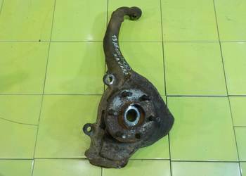 NISSAN NAVARA III D40 2.5 D 06r 5D zwrotnica prawa przod