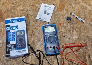 Multimetr cyfrowy G3021 uniwersalny miernik elektryczny prądu i napięcia