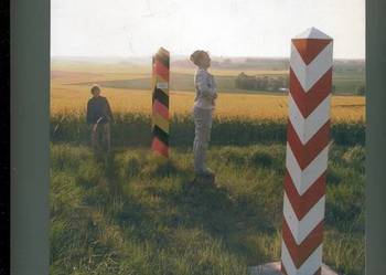 Codzienne pogranicze Głosy publicystów