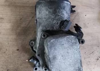 OBUDOWA FILTRA OLEJU  PEUGEOT CITROEN 1.6 HDI
