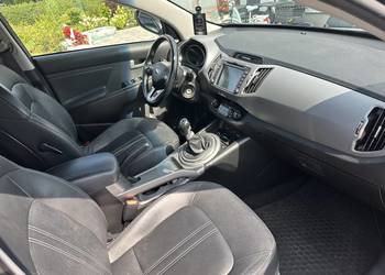 KIA SPORTAGE 882415085