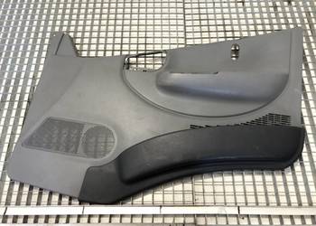 BOCZEK DRZWI PRAWY PRZÓD RENAULT TRUCKS D Hatchback CZERWONY OSŁONA