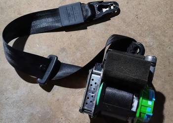 Pas bezpieczeństwa prawy przód Audi A4 B8