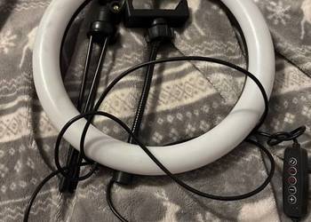 Lampa z uchwytem na telefon