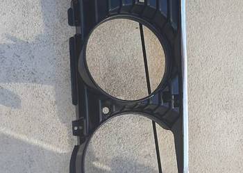 Krata wlotu powietrza lewa spryskiwacze 51131900271 bmw e23