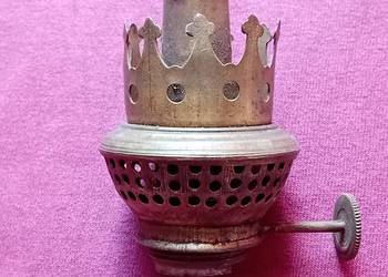 Zabytkowy mosiężny brener od lampy naftowej, pierwsza połowa XX w. Zabytkowy mosiężny brener od lampy naftowej, pierwsza połowa XX w.